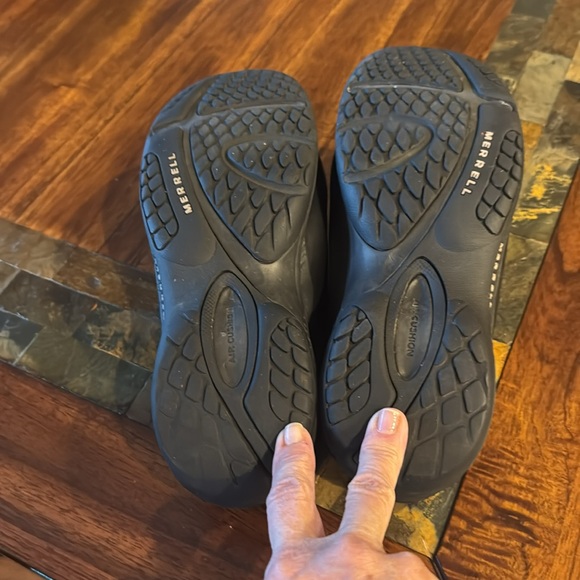 Merrell Womens Black Slip-On Shoes - Picture 6 of 7